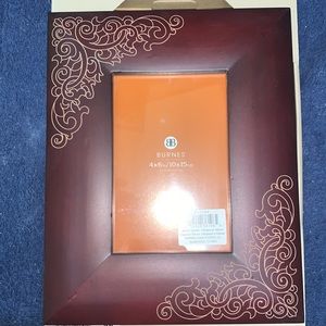 BRAND NEW Burnes of Boston picture frame
